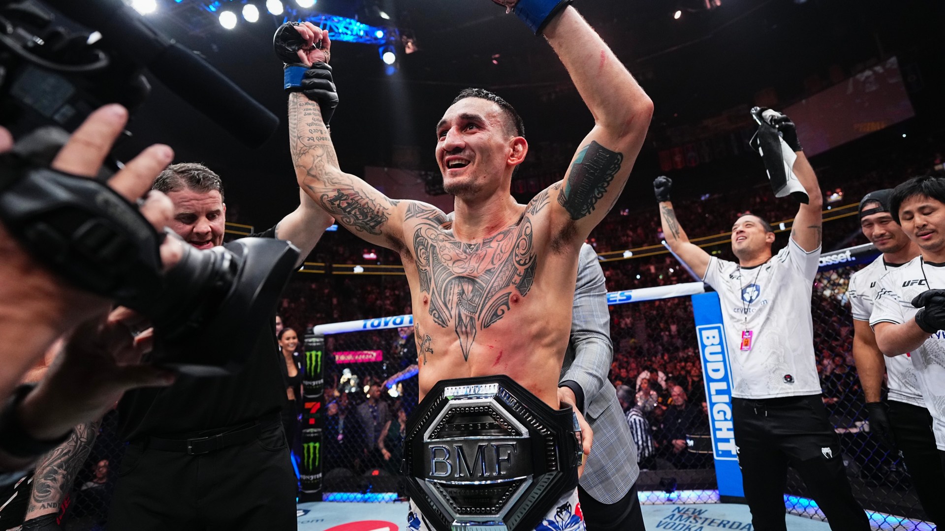 Preview Чемпион UFC высказал откровенное мнение о титуле BMF накануне UFC 318