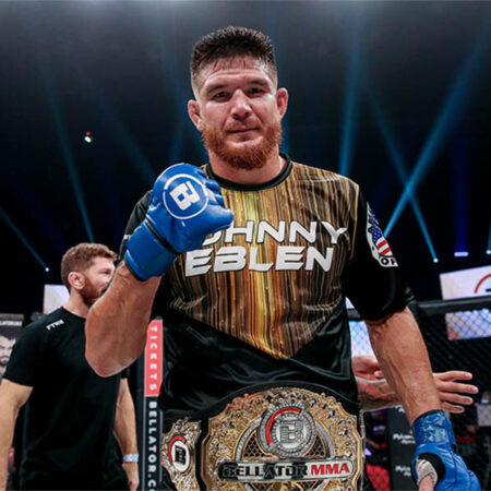 PFL представила новый чемпионский пояс, а Джонни Эблен стал первым, кто его примерил после слияния с Bellator