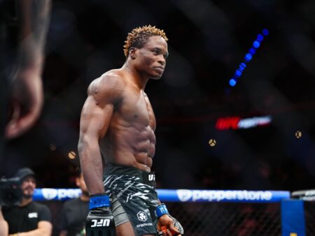 UFC 320: Трестон Вайнс Спасает Бой, Выходя Против Грозного Нокаутера Атебы Готье в Последний Момент