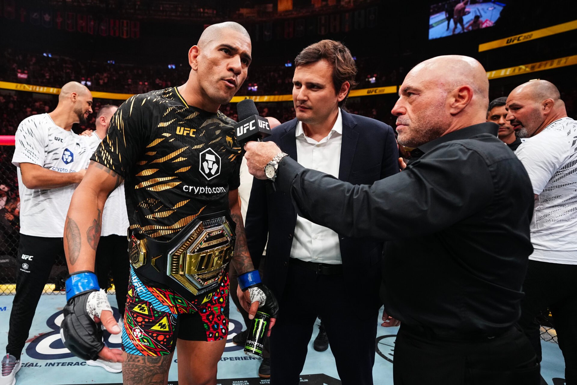 Preview Алекс Перейра может повторить легендарный рекорд UFC в потенциальном супербое с Джоном Джонсом