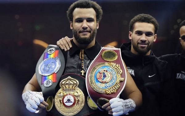 Preview Боксерский Вечер в Эр-Рияде: Итаума vs. Уайт