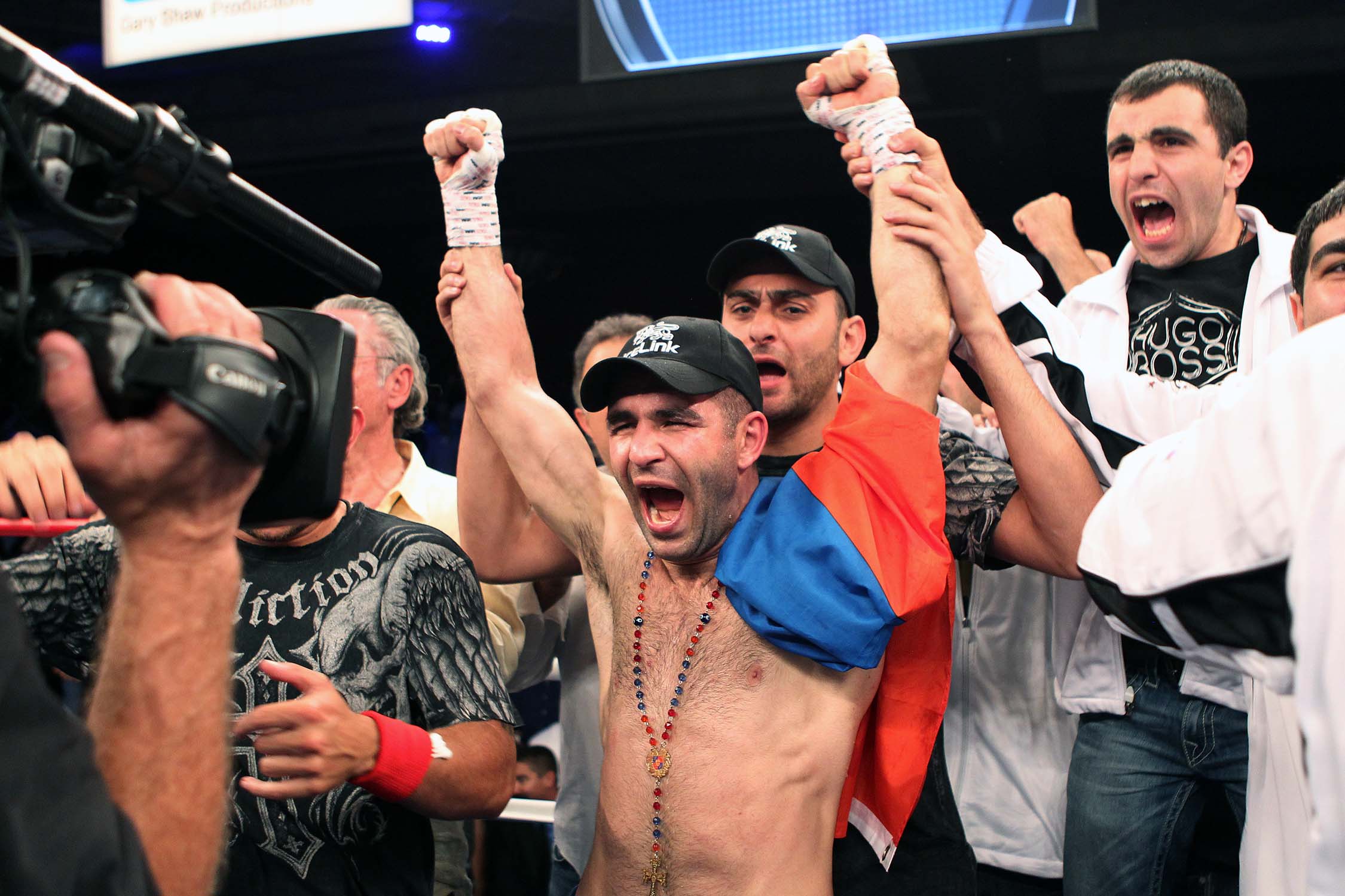 Preview Нарек Ованнисян против Эрика Ховарда: Все, что нужно знать о бое