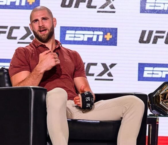 Джири Прохазка готов сразиться за вакантный титул UFC в полутяжелом весе