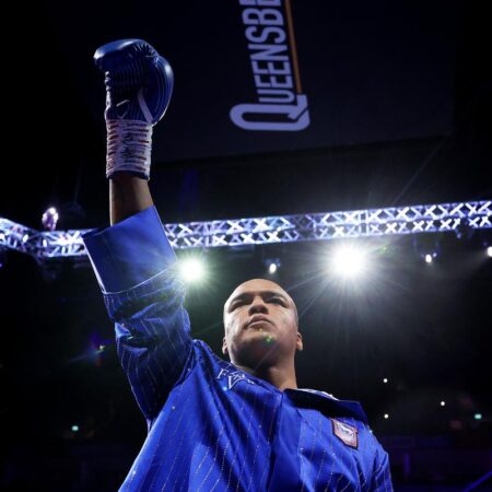 Фабио Уордли взлетел на второе место в рейтинге The Ring после победы